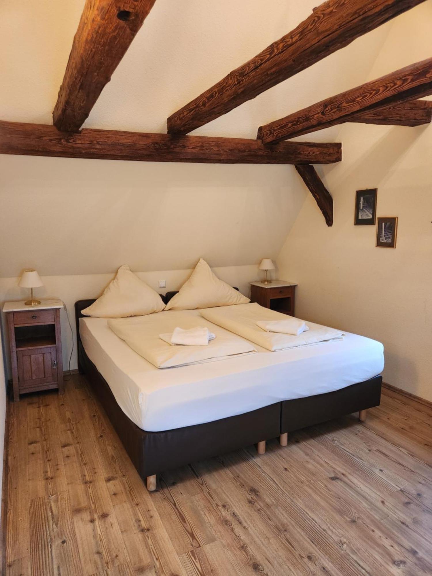 אהינגן Hotel Ehinger Rose מראה חיצוני תמונה