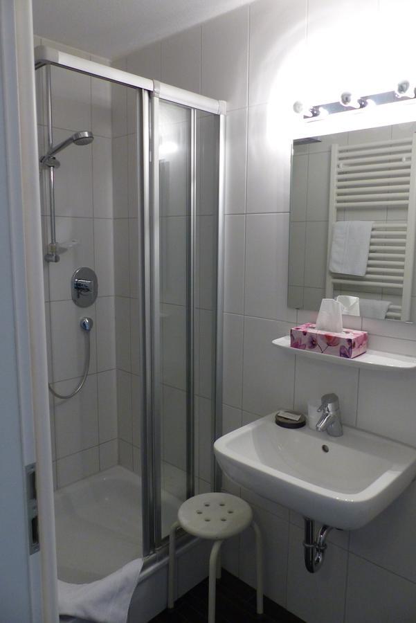 אהינגן Hotel Ehinger Rose מראה חיצוני תמונה